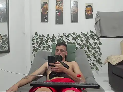 Show de webcam de Latins_Boss