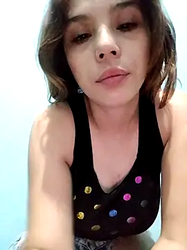 mariamac420 Adlı Modelin Canlı XXX Sohbeti