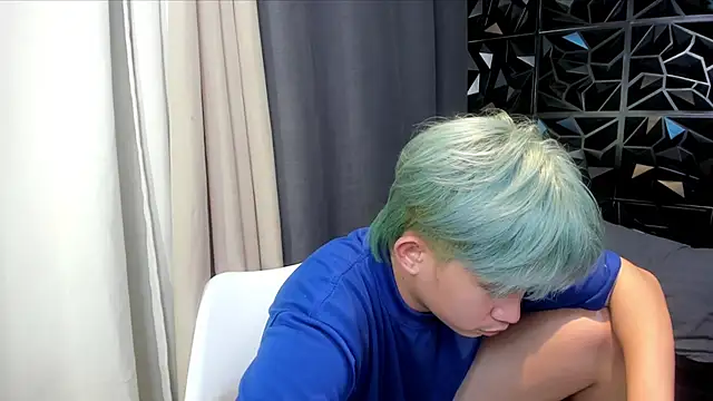 Pertunjukan Kamera Web davincihugecock