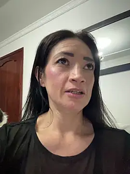 دردشة Yulia_sx الجنسية المباشرة