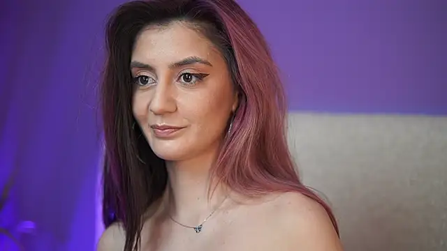 دردشة SabrinaHope الجنسية المباشرة