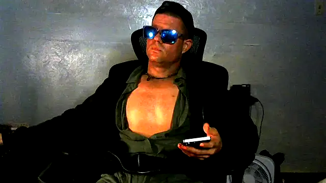 JockNThirsty 网络视讯表演