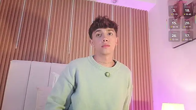 دردشة Tomy_Rox الجنسية المباشرة