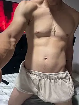 GoldenNights30 Pertunjukan Webcam