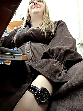 Office_Albertina Live XXX Chat