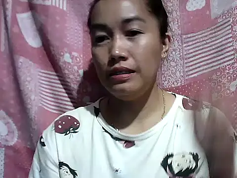 Chat XXX en directo de CreamyPussy30