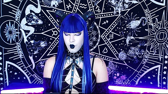 عرض كام naomi_satan