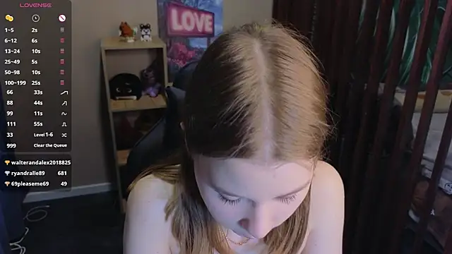 vickky_shy's Live XXX Chat