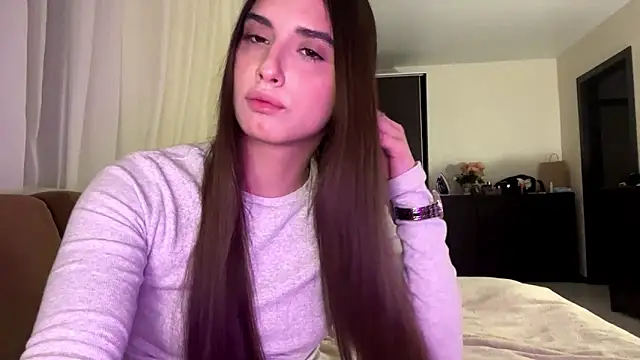 LunaTune Adlı Modelin Web Kamerası Şovu