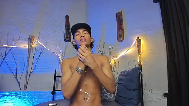 AlanCutee – webcam-show