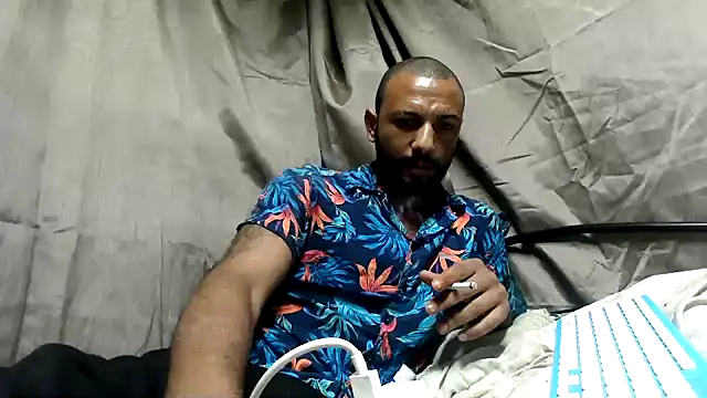 Camodick 在線直播表演