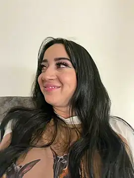 EmmyEvans1 Chat XXX in diretta