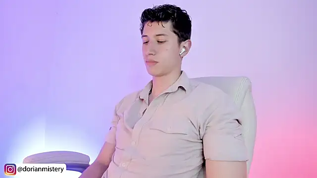 Dorianmistery2322_ Show in webcam