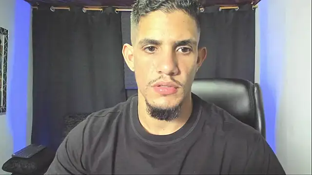 jhonnysnow17 Webcam-Show