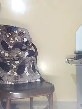 عرض كام High_desire