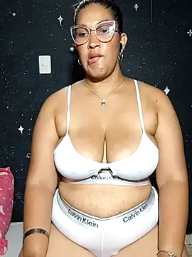 Ivy_horse_'s Live XXX Chat