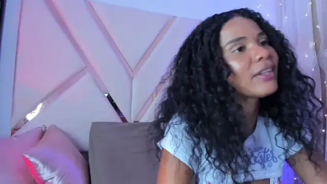 Jade_Thonson1's Live XXX Chat