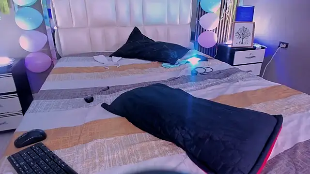 xCharlotte_20's Live XXX Chat