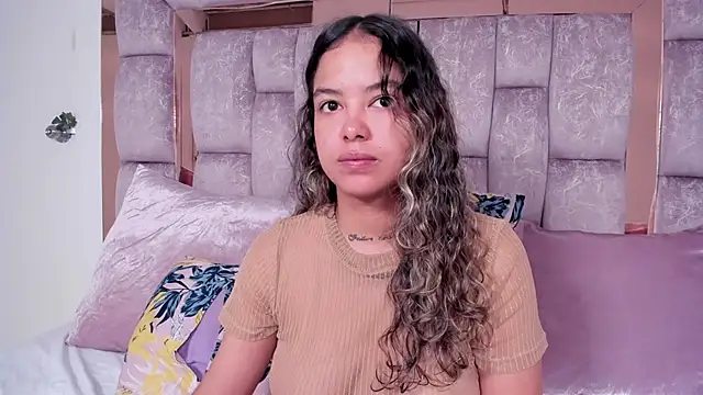 Chat +18 de dulce_lyraa1 ao vivo