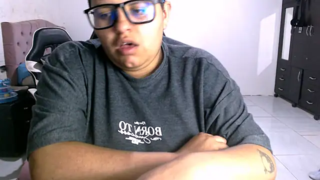 Chat XXX ao vivo de tatsumi_nao