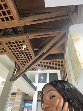 ZarahFerreira's Live XXX Chat