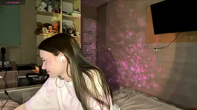 KellyAllison live XXX chat