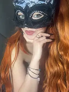 RedYasmine's Live XXX Chat