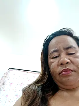 mature_l0ve43's Webcam Show