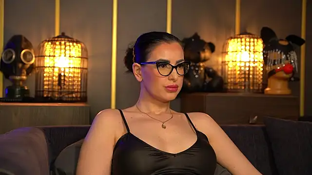 kelly_kent Adlı Modelin Canlı XXX Sohbeti