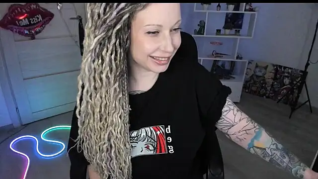 HoneySallyMoore's Live XXX Chat