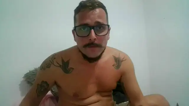 Show modela yanick931 na web-kameri