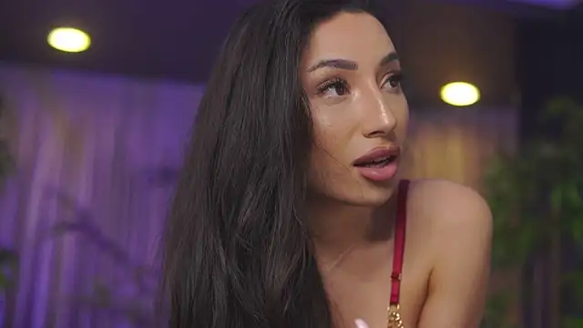 GinaValentinna Chat XXX in diretta