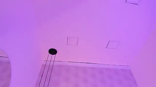 Emily_luve Chat XXX in diretta