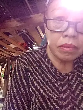 Agnes-baby's Live XXX Chat