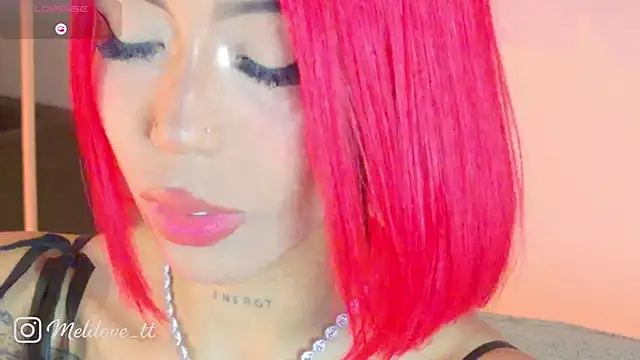 MelyTaylor_ Adlı Modelin Canlı XXX Sohbeti