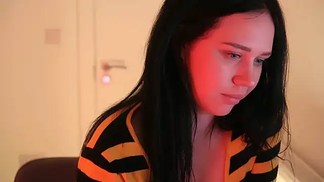 Chat XXX en directo de mira_mmira