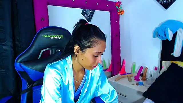 Chat XXX en directo de Jenng18