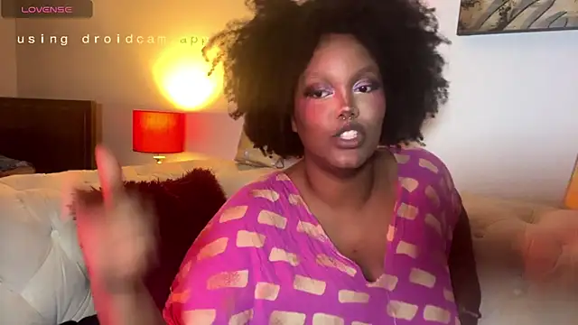 juicy_janet Chat XXX live