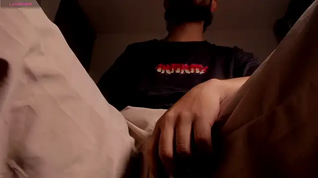 Chat +18 de s_sven03 ao vivo