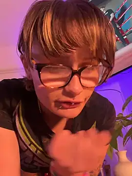 alldogsgotoheaven's Live XXX Chat