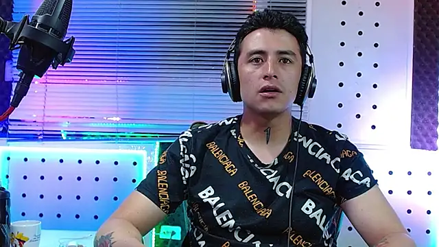 GodofcumxxxのライブXXXチャット