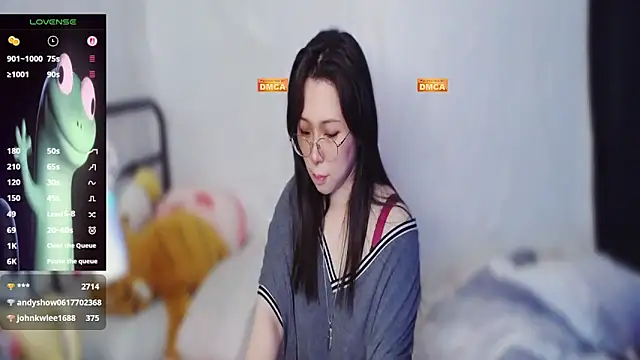 Xiao_Yi_0814 Adlı Modelin Web Kamerası Şovu