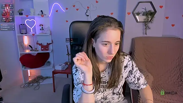 Вебкам-шоу khloebeauty