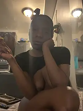 Chatroom XXX en direct de littyleesh1