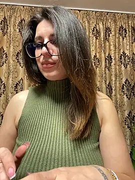 NadiraNoor's Webcam Show