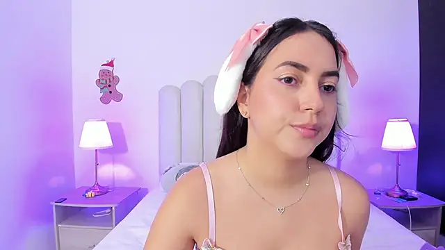 SofieBunnie Adlı Modelin Canlı XXX Sohbeti