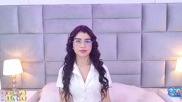 OliviaDiaz's Webcam Show