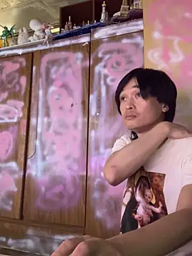 JesuAdam 即時 XXX 聊天