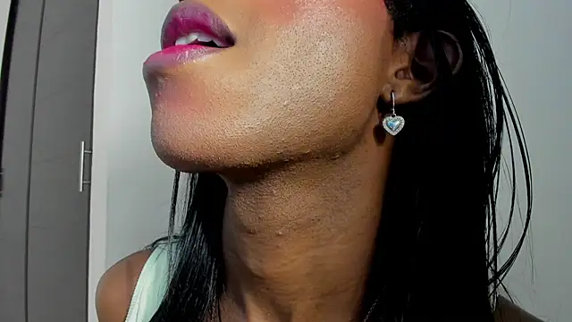 Chat XXX en directo de zarina_coleman