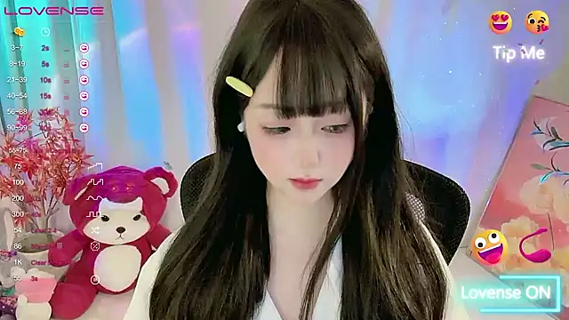 CLaire-5 Show Webcam